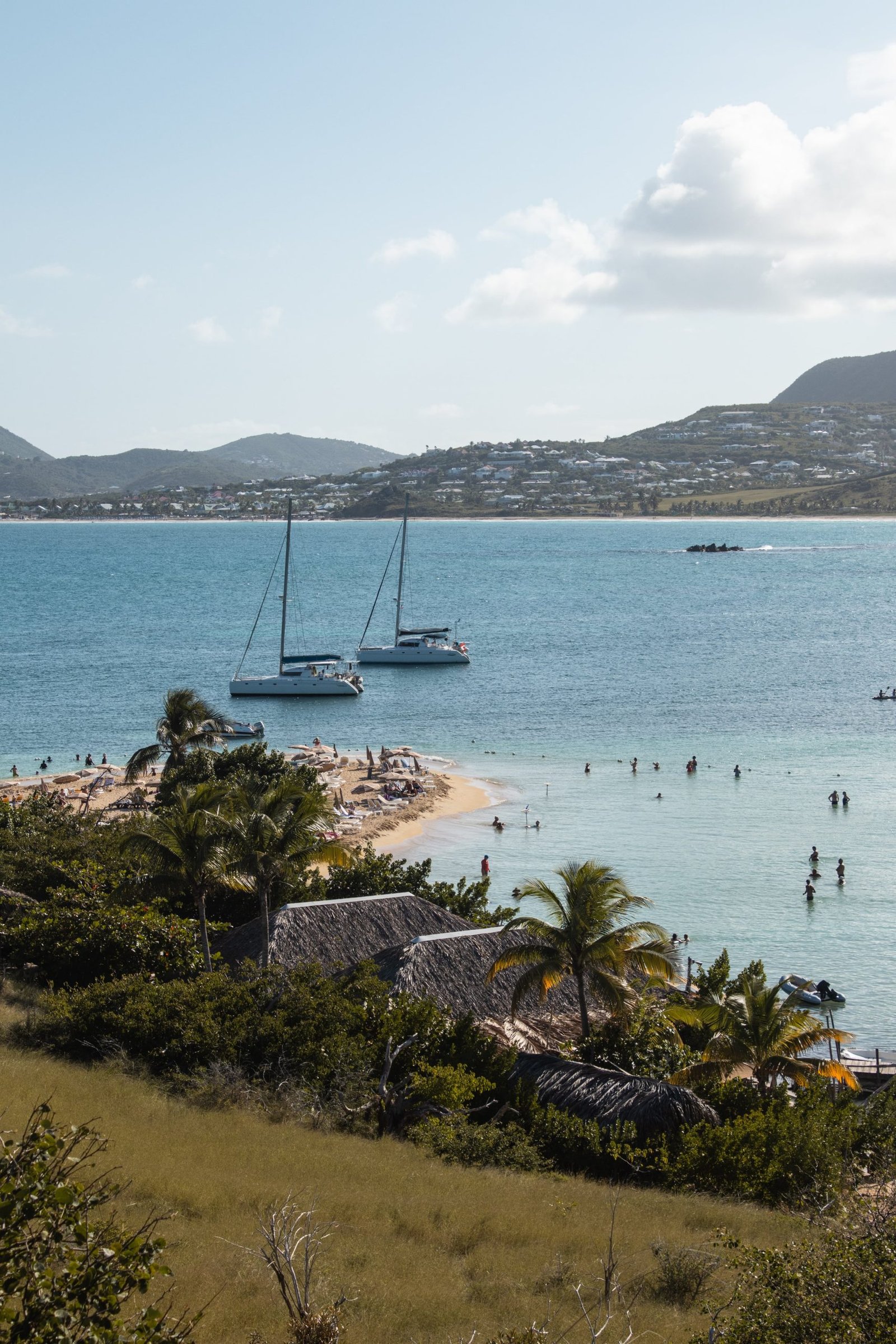 View of Pinel island, the boats and Saint-Martin.